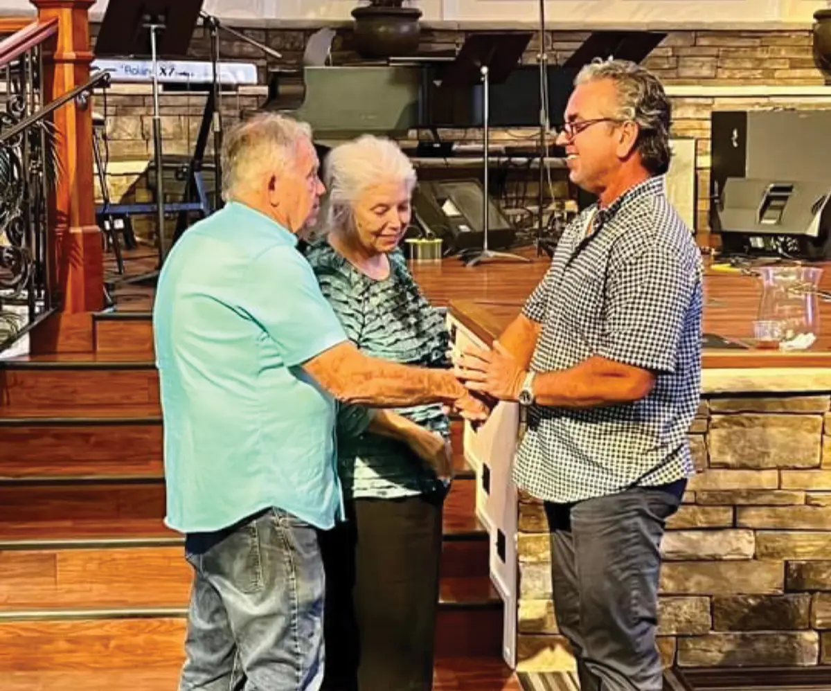 A Superior Q4 Hvac Winners James And Becky Mccroan Receive Their Award By Jimy Thorpe. James Served In The U.s. Navy.