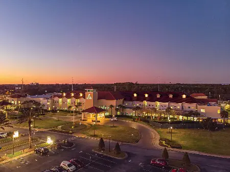 Sacredheartemeraldcoast Hospital 7800us98 Hi Res 01