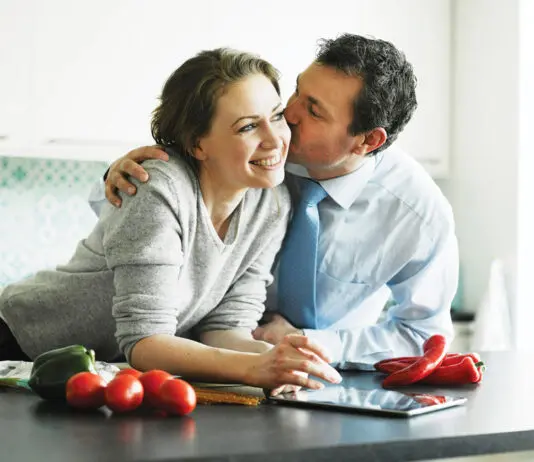 Happy Couple Loving Feeling 534x462