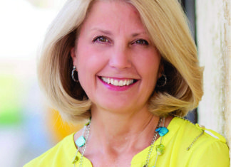 Dr Leesa Haire