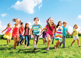 Coastal Counseling Kidsplayingoutside