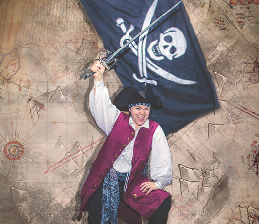 Rebeca Lake Stars In Treasure Island