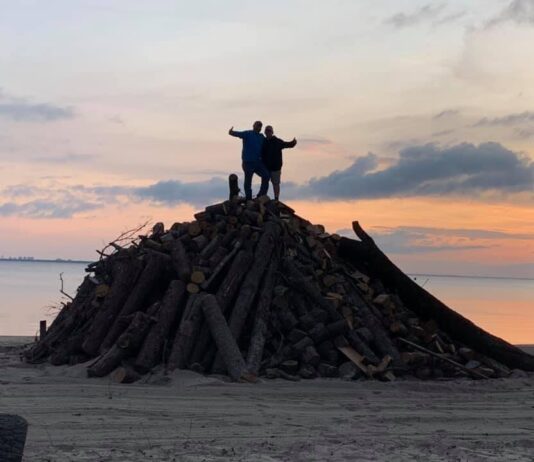 Nicks Bonfire