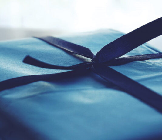Gift Blue