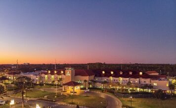 Sacredheartemeraldcoast Hospital 7800us98 Hi Res 01