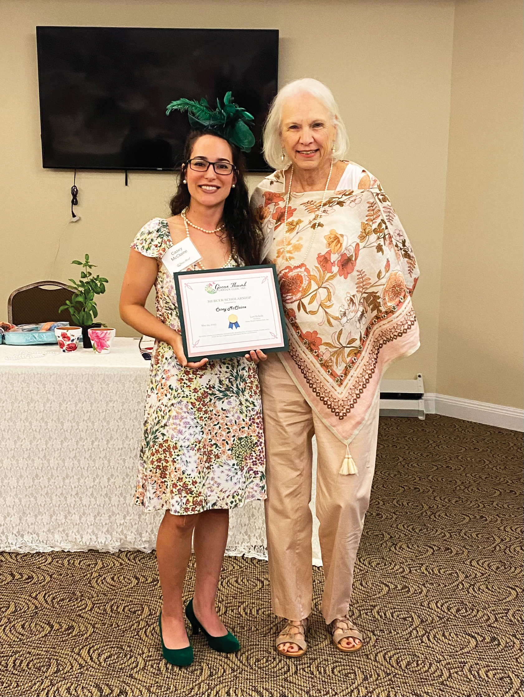Green Thumb Garden Club Awards $5,000 in Scholarships to Outstanding Walton Students