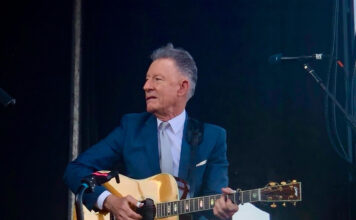 Lyle Lovett