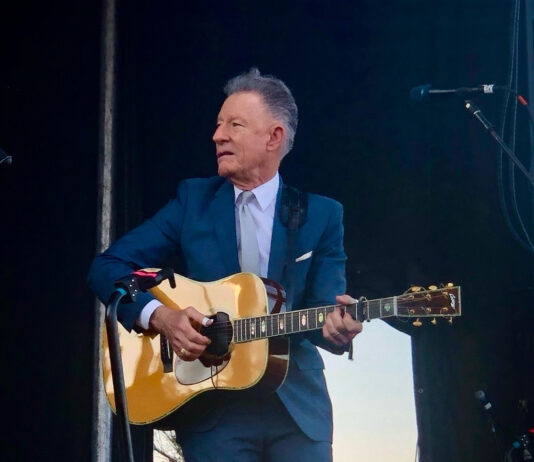 Lyle Lovett