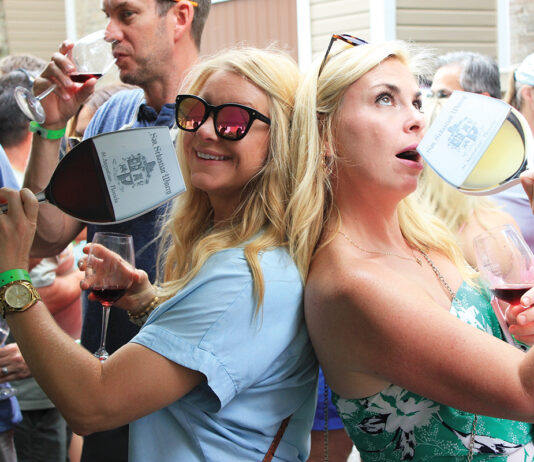 Sandestin Wine Fest Ladies 1