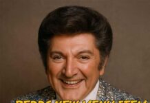 Redd Portriat Liberace 25, 