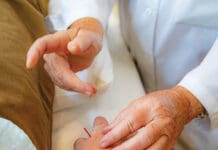 Beyond Pain Relief: A Broader Approach to Acupuncture Tortoise Clinic Acupuncture 1